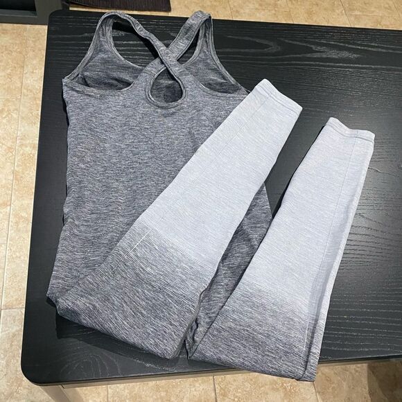 LULULEMON Black White Light Cast Grey Balance & Resist Onesie Workout Bodysuit - Picture 3 of 8